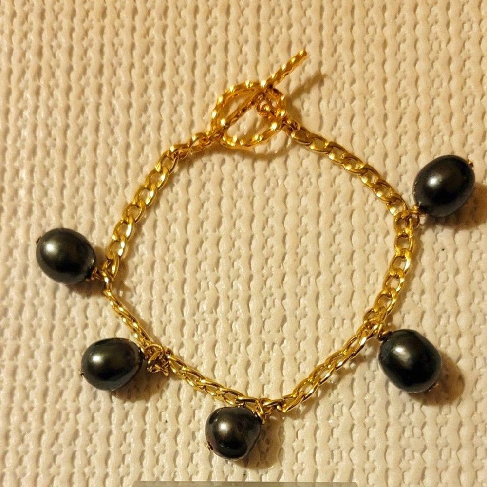 NEW Natural Baroque Tahitian Pearls bracelet and Earrings Set